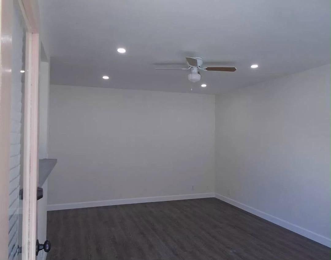 5151 E Carson St #1-2 - Photo 4 of 10