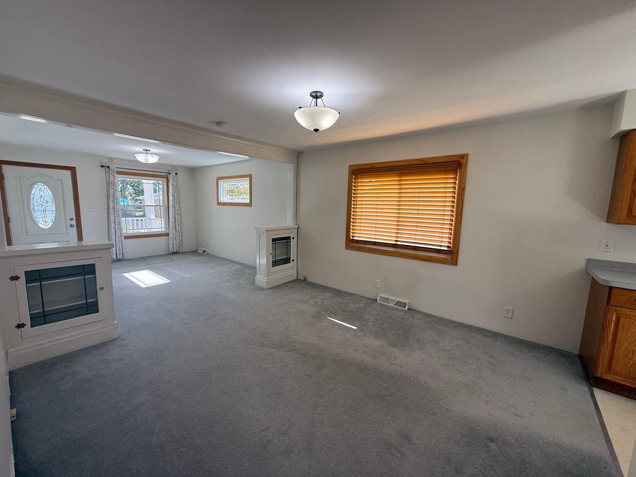 262 River St #1 - Photo 3 of 20