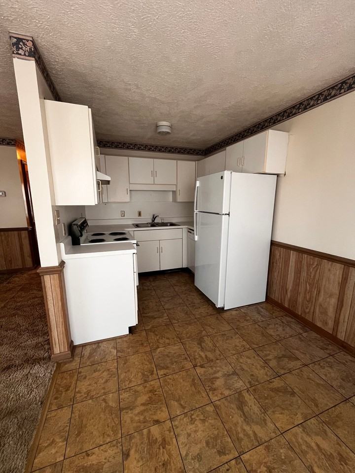 154 Kentuck Rd #24 - Photo 5 of 11