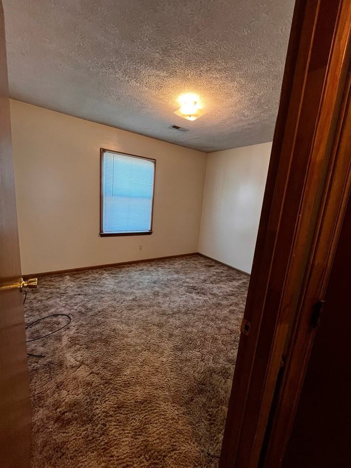 154 Kentuck Rd #24 - Photo 6 of 11