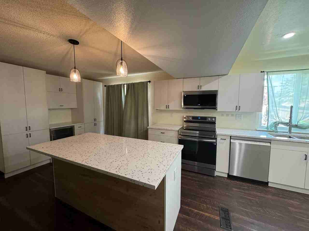 19727 E Oxford Dr - Photo 6 of 20