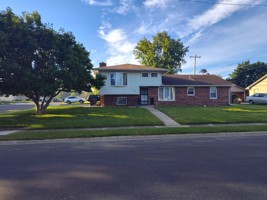 featured image of 1100 Rahill Ct