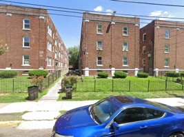 featured image of 216 S Marshall St #1