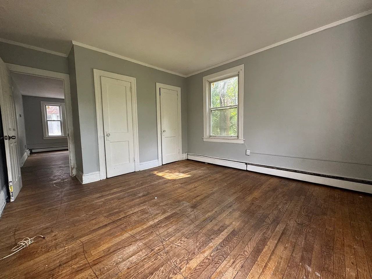 216 S Marshall St #1 - Photo 3 of 7