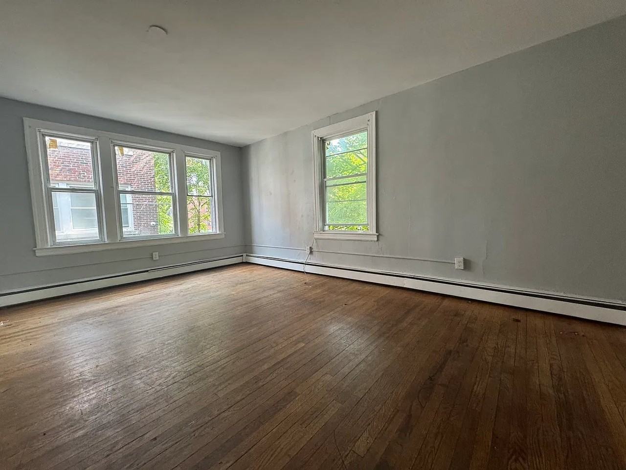 216 S Marshall St #1 - Photo 5 of 7