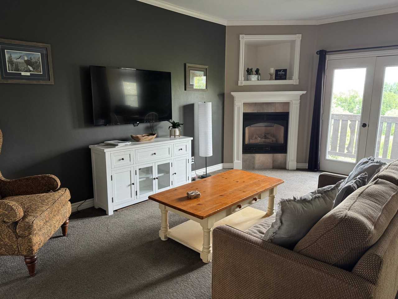350 Fairway Dr - Photo 5 of 6