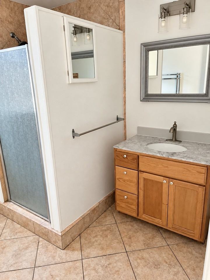 11951 Santa Rosalia St - Photo 4 of 20