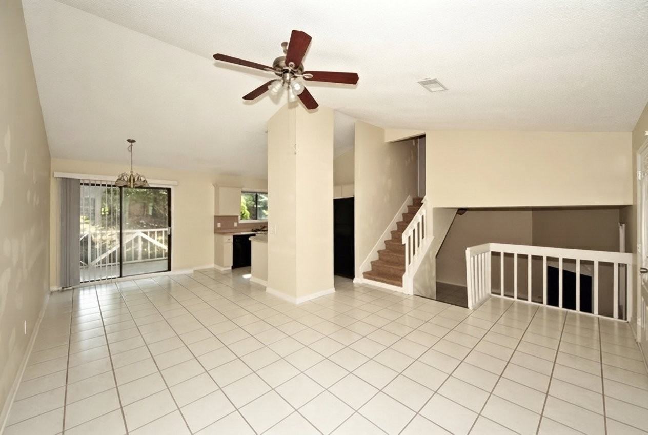 1142 Heritage Glen Dr - Photo 3 of 11