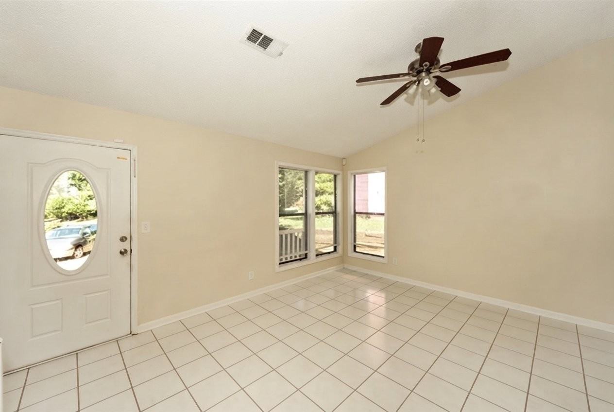 1142 Heritage Glen Dr - Photo 4 of 11
