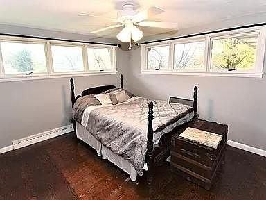 9248 Wadsworth Rd - Photo 2 of 13