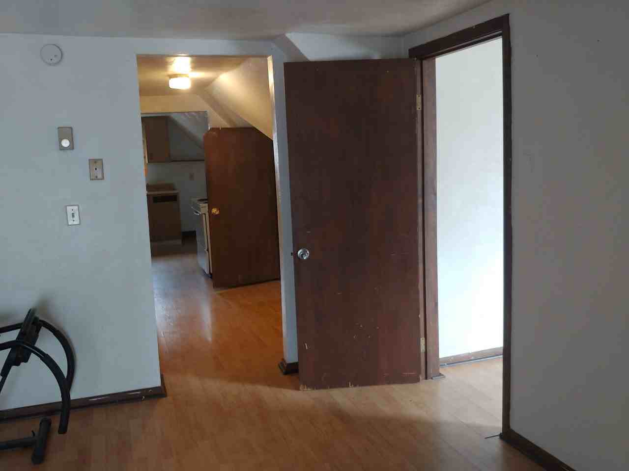 120 Custer Ave #3 - Photo 5 of 5