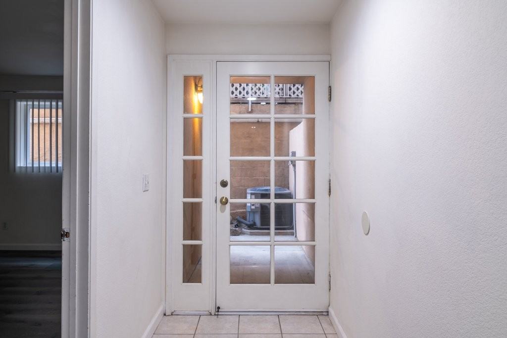 2905 India St - Photo 2 of 19