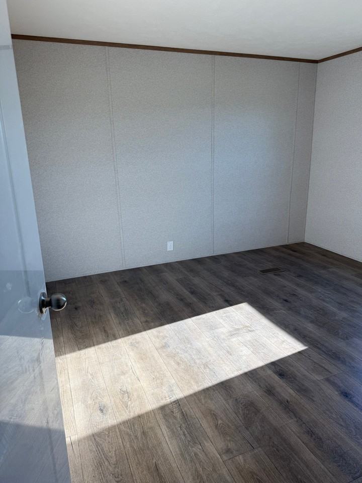 2050 E Powersville Rd - Photo 2 of 10