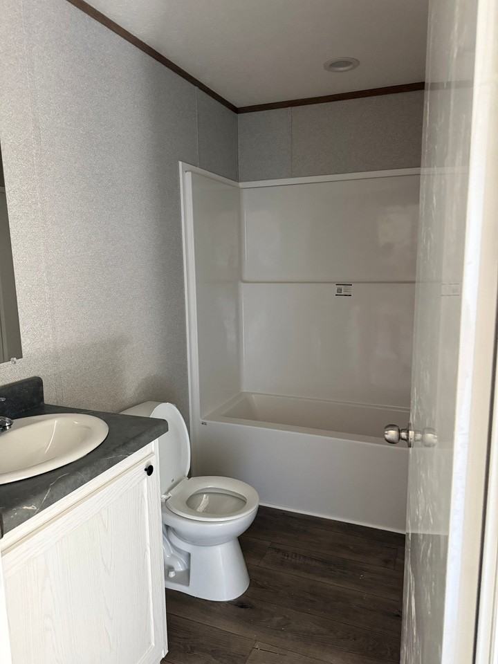 3624 Meadow Rd - Photo 6 of 10