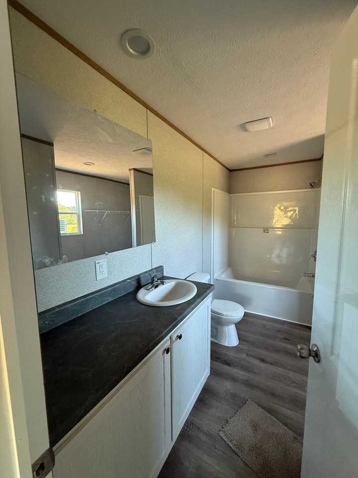 3624 Meadow Rd - Photo 7 of 10