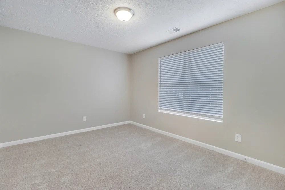 2060 Claude St Nw - Photo 3 of 10