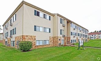 featured image of 370 W Hopkins Ave