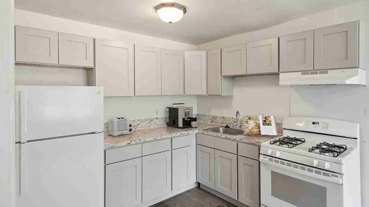 94 Stegman Ln - Photo 4 of 22