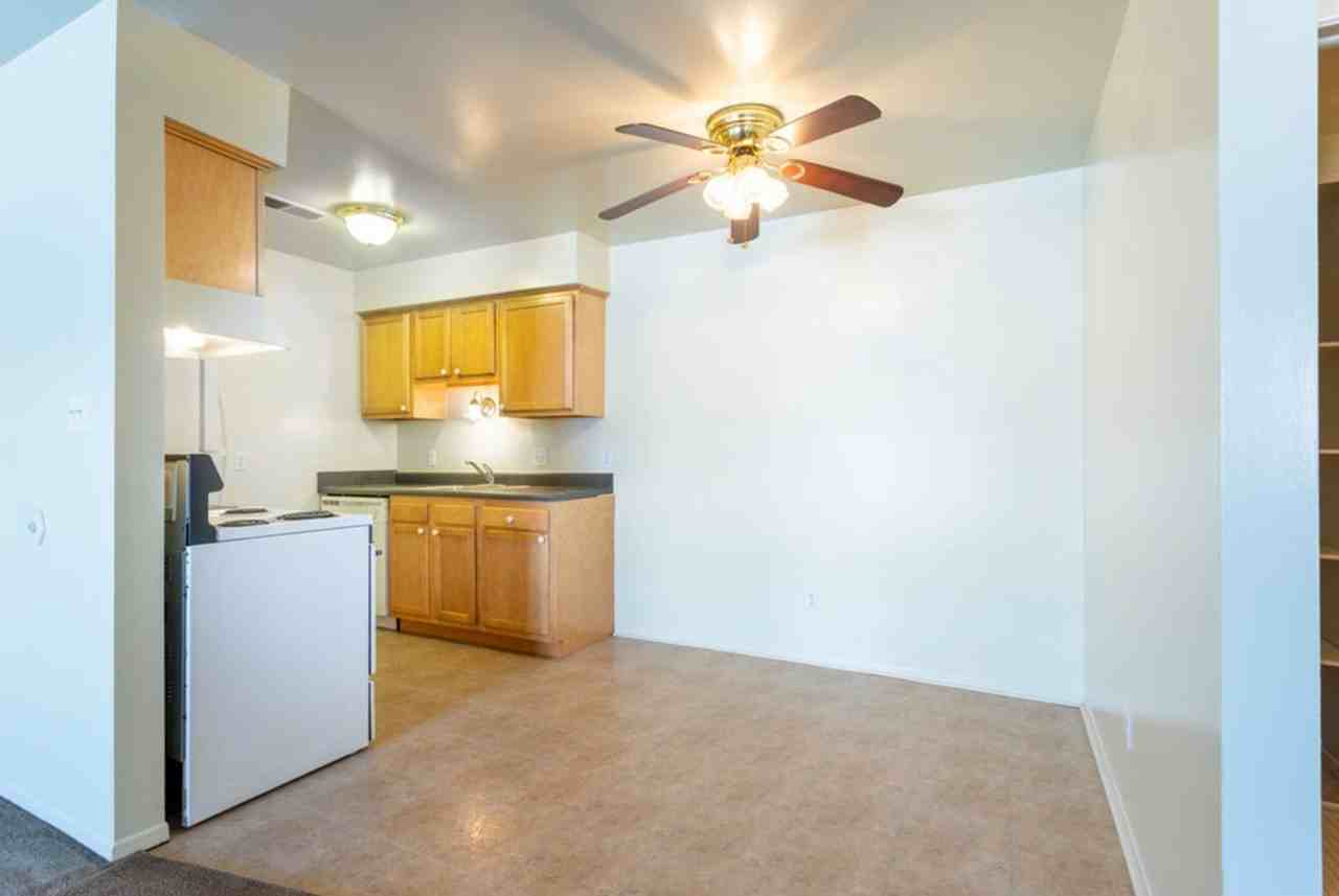 8380 N Telegraph Rd - Photo 5 of 18
