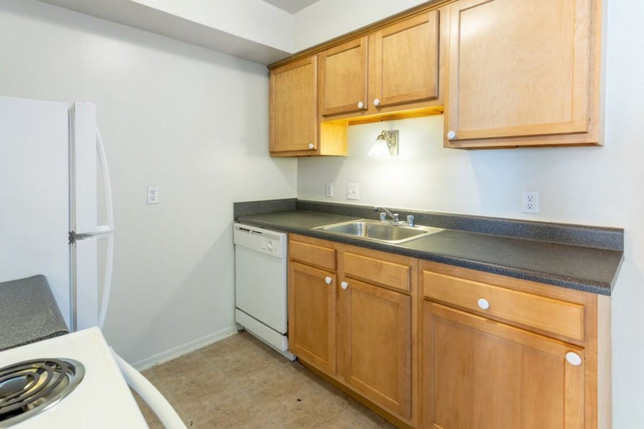 8380 N Telegraph Rd - Photo 6 of 18