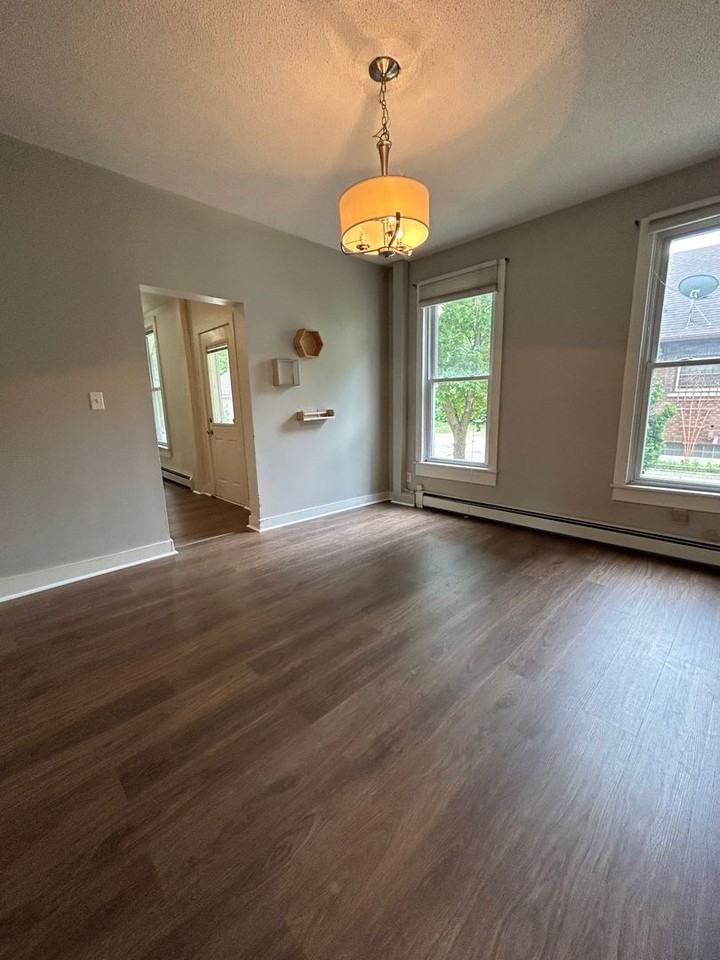 409 West Ave S - Photo 5 of 15