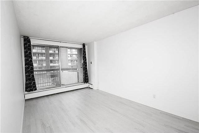 340 14 Ave Sw - Photo 7 of 8
