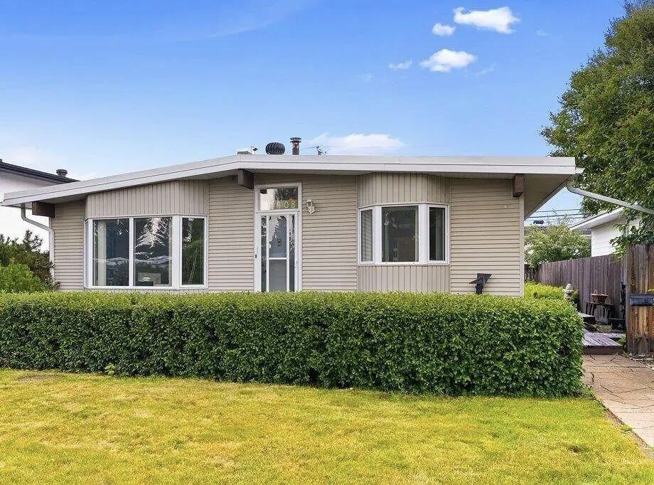 11408 53 Ave Nw - Photo 3 of 10