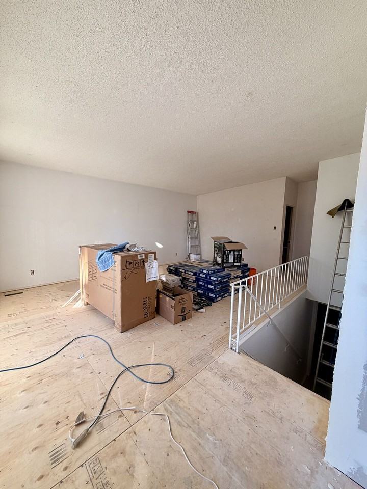 11408 53 Ave Nw - Photo 7 of 10