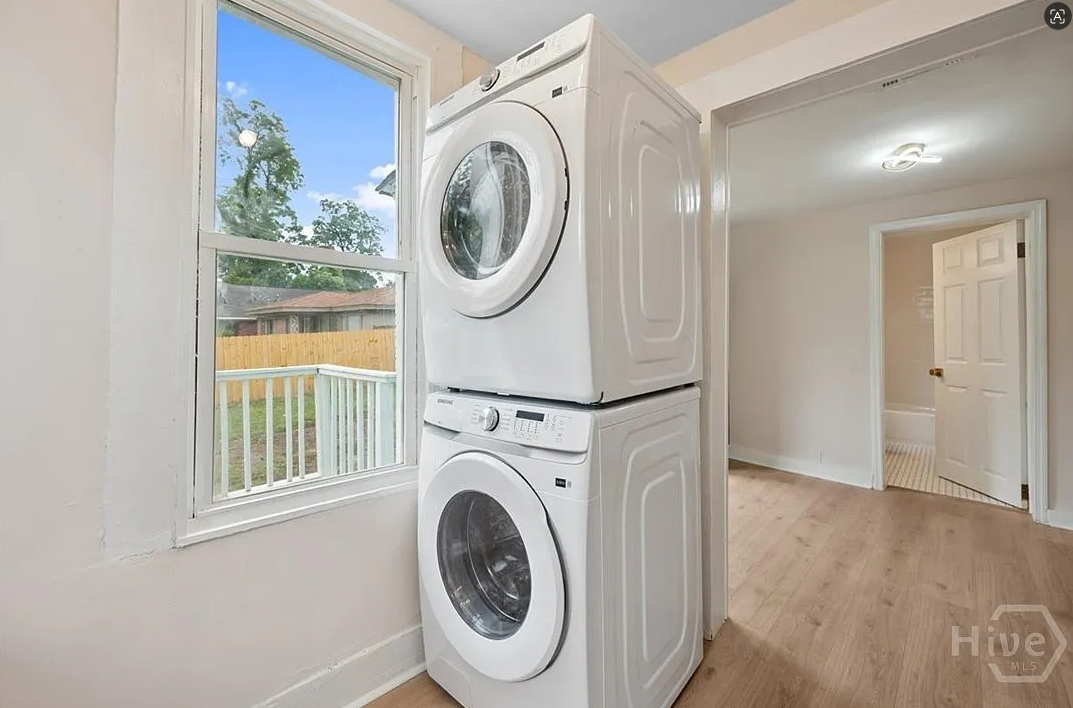 1102 Stiles Ave #NA - Photo 3 of 12