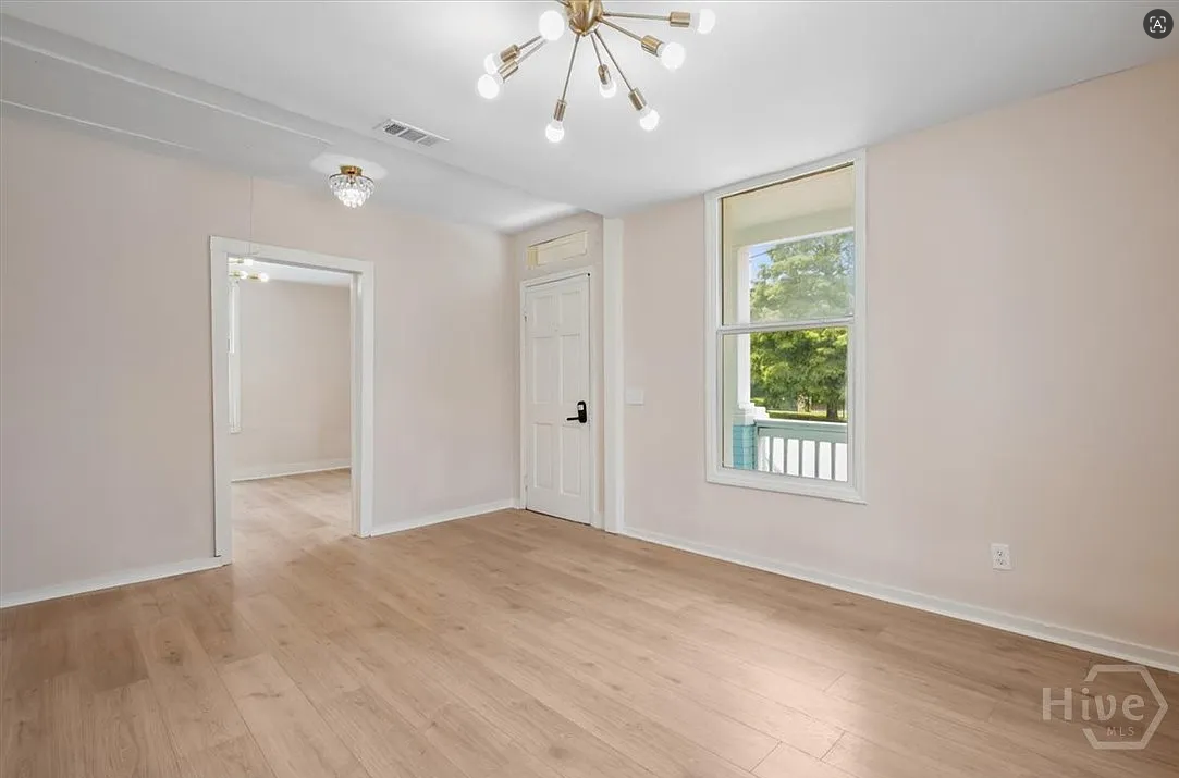 1102 Stiles Ave #NA - Photo 4 of 12