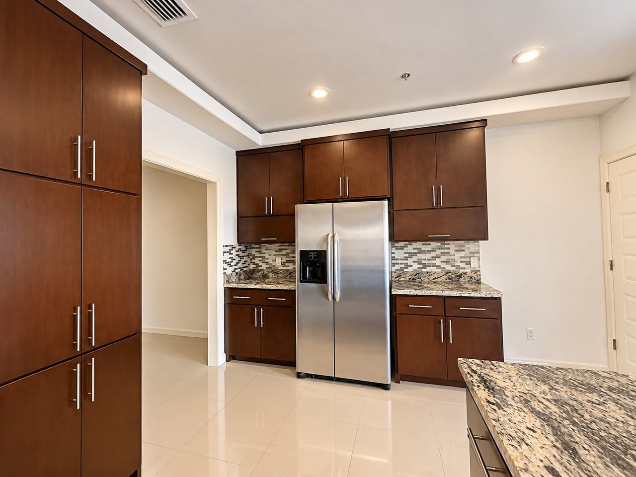 Keeton Ave #3 - Photo 4 of 19