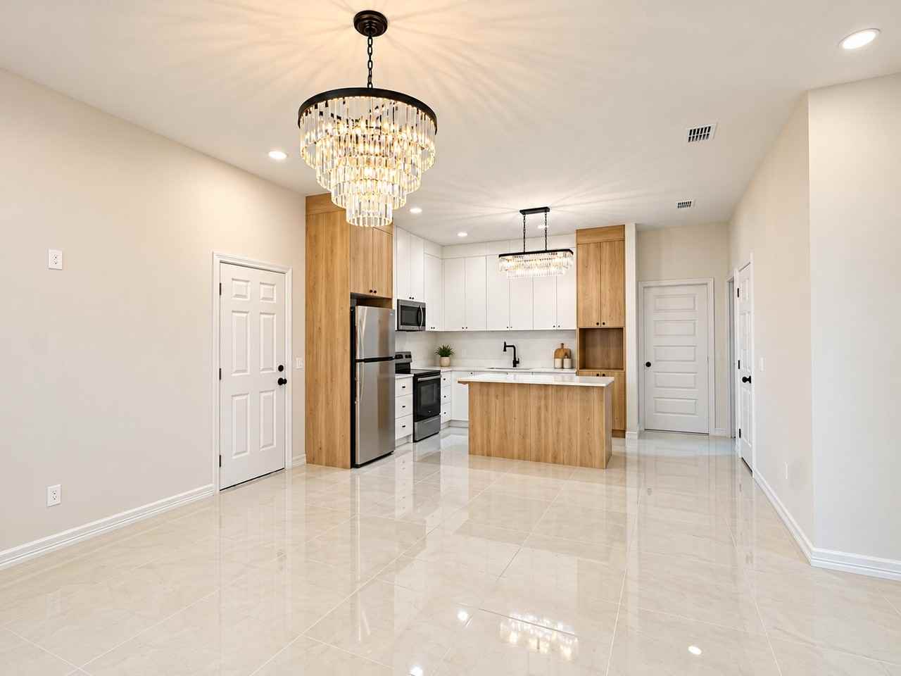 N 27th St #3 - Photo 3 of 19