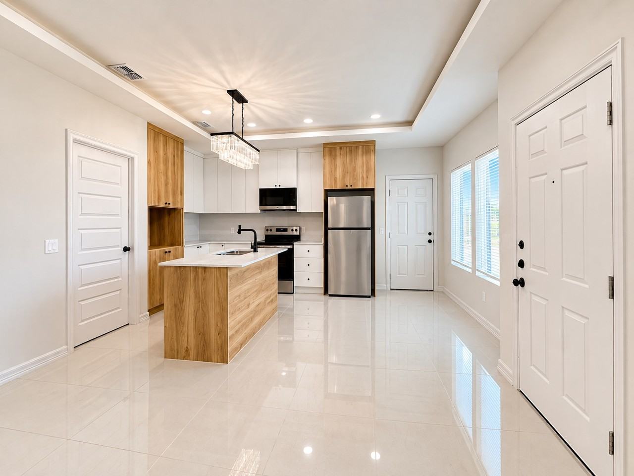 N 27th St #3 - Photo 4 of 19