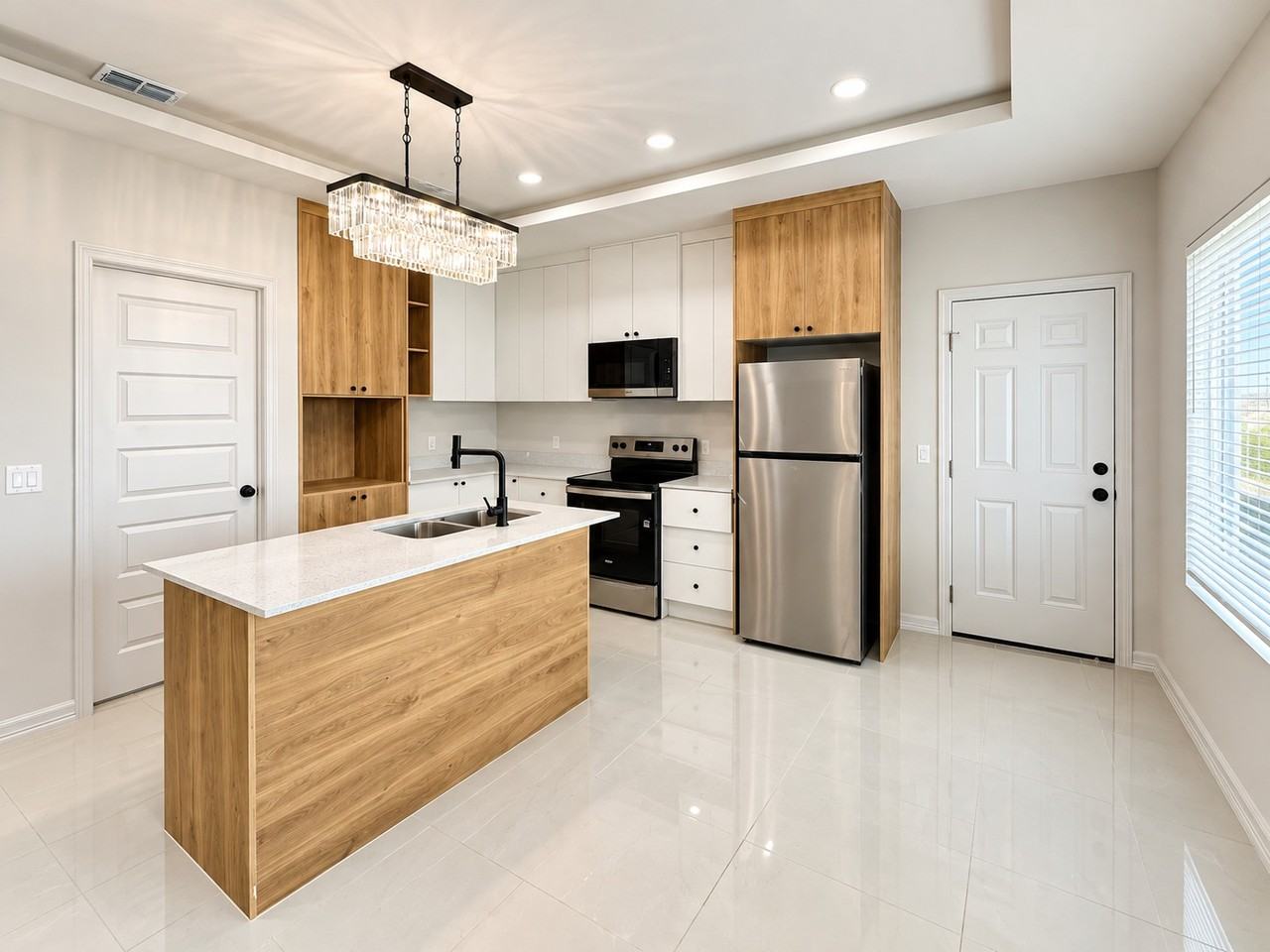 N 27th St #3 - Photo 6 of 19