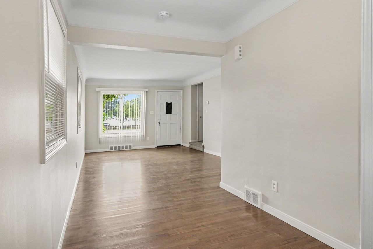 24434 W Chicago #NA - Photo 2 of 12