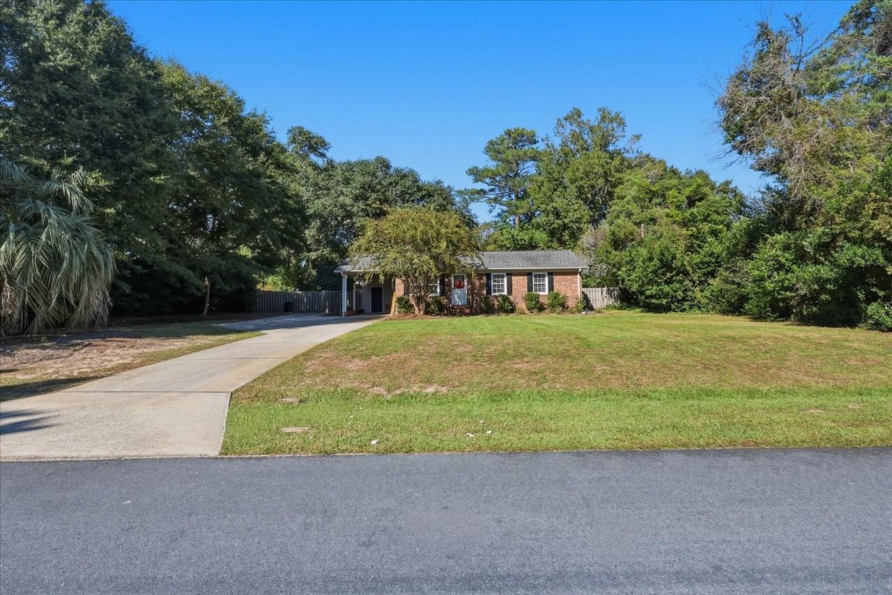 210 Seminole Trl #NA - Photo 2 of 27