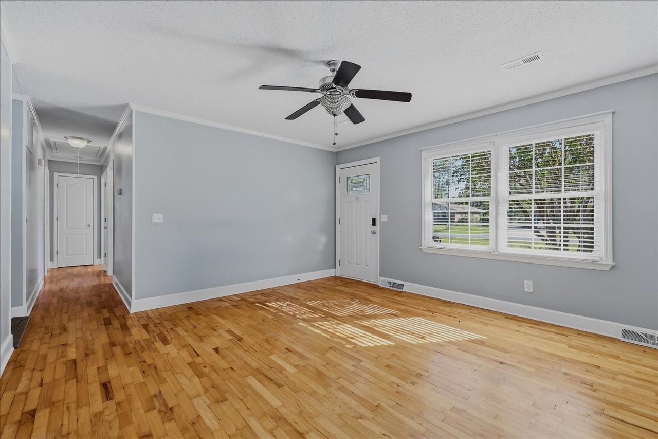 210 Seminole Trl #NA - Photo 3 of 27