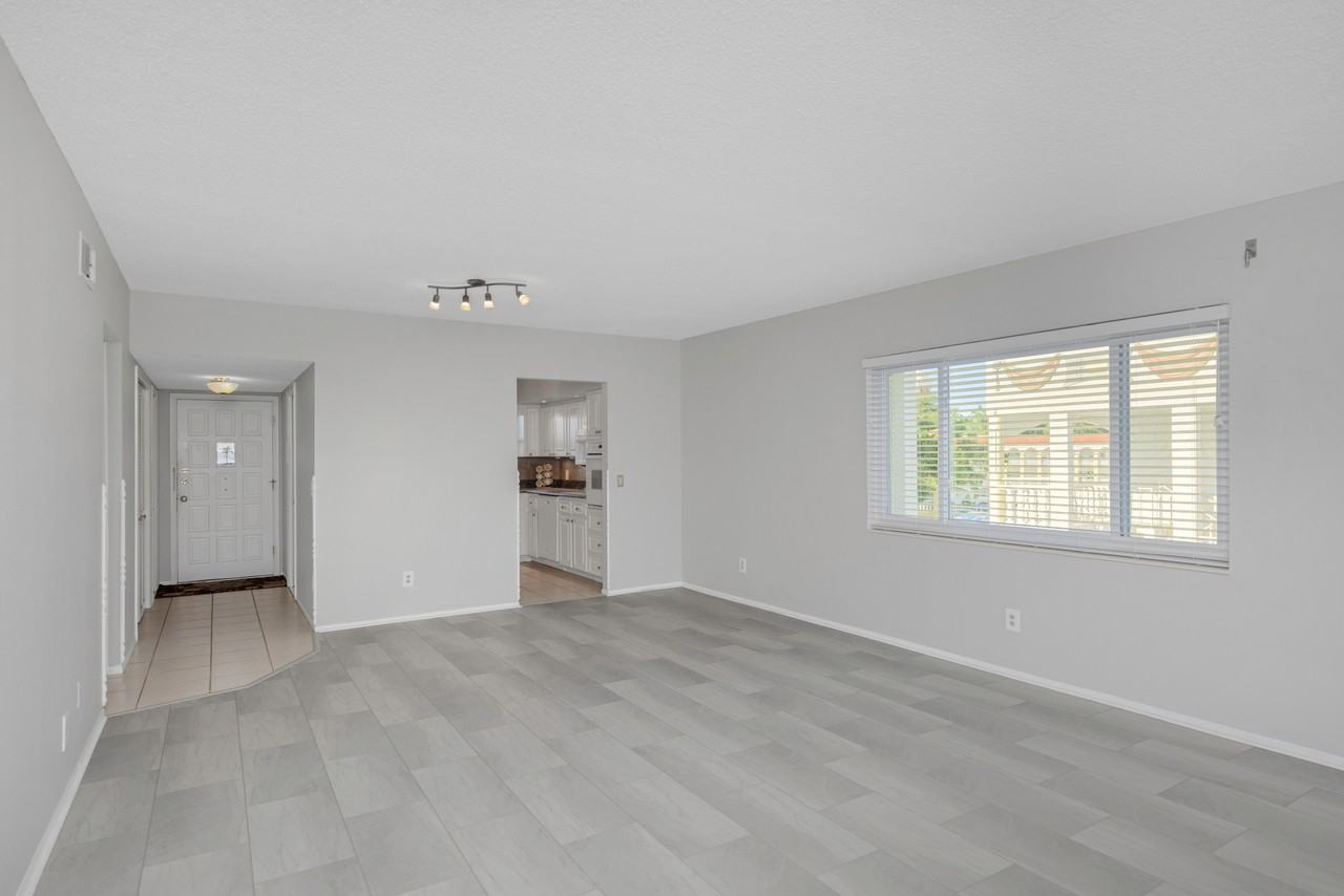 2460 Franciscan Dr #74 - Photo 6 of 20