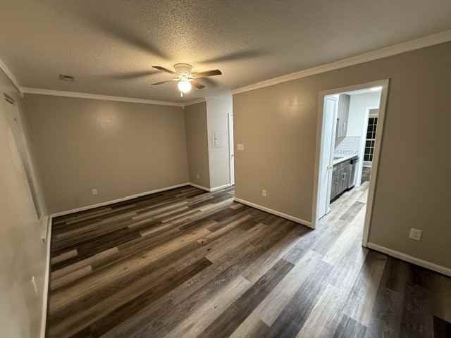 1720 14th Ter S #1720 - Photo 5 of 11