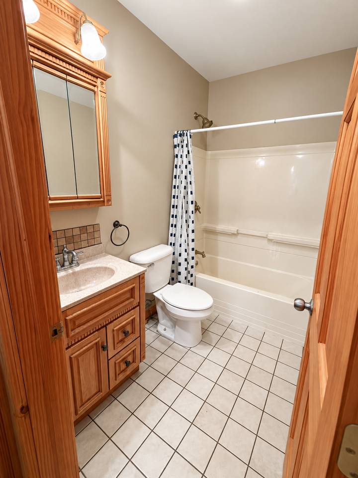113 Mohawk St #1 - Photo 4 of 6