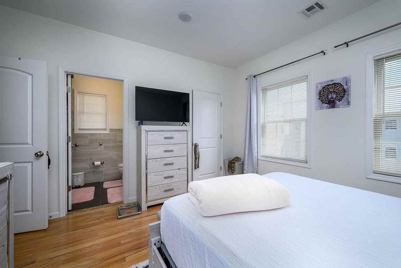 309 Jersey St #1 - Photo 3 of 12