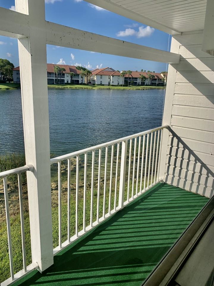 164 Cypress Point Dr #164 - Photo 4 of 10