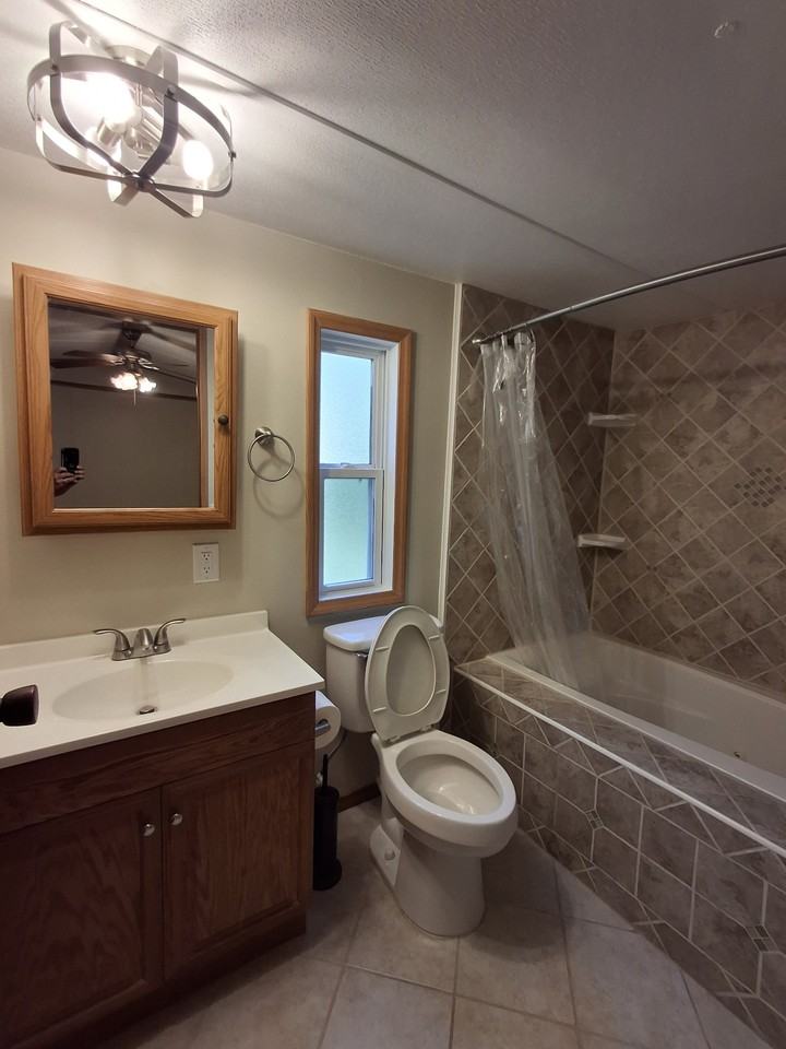 18502 Joerling Ln #NA - Photo 2 of 14