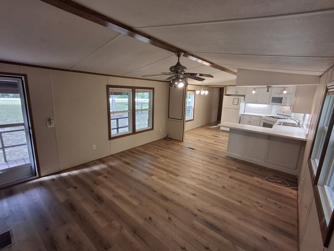 18502 Joerling Ln #NA - Photo 7 of 14