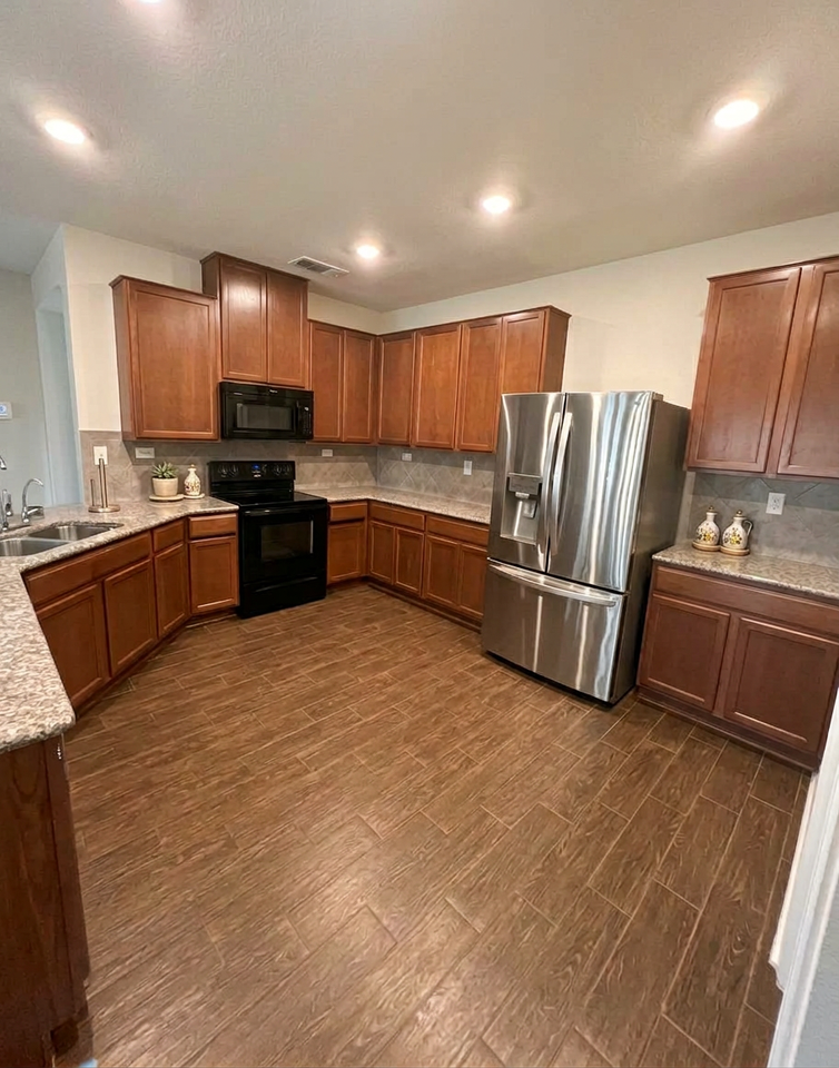 20319 Roche Oak #NA - Photo 4 of 9