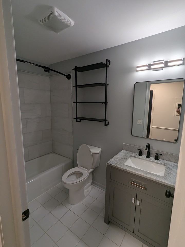 523 Bainbridge Dr Apt 25 #NA - Photo 5 of 20
