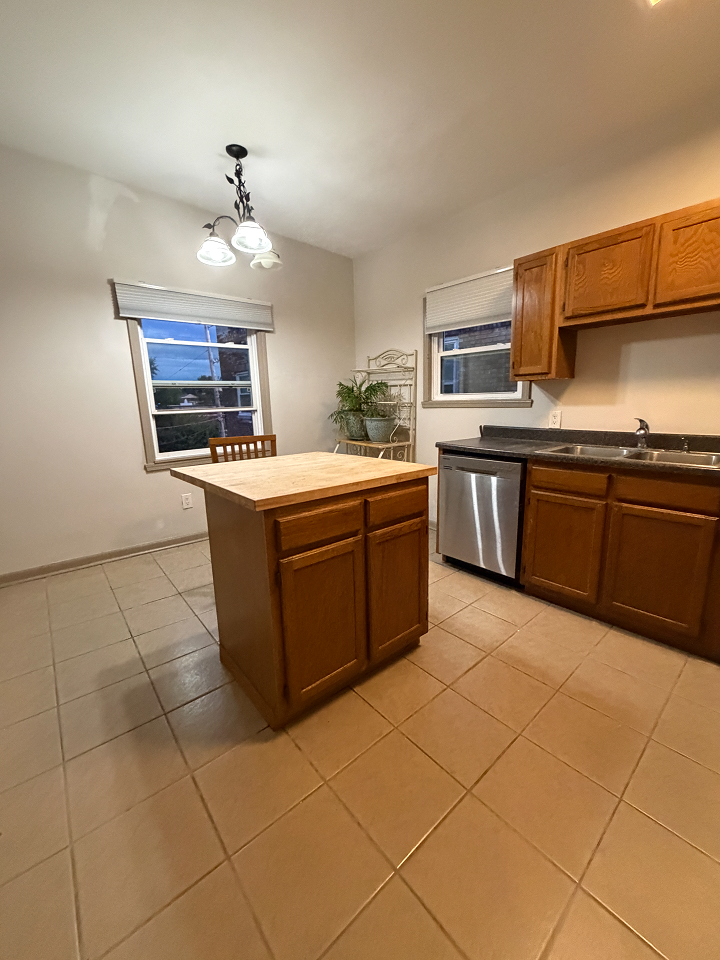 45 W Fall Creek Parkway South Dr #4 - Photo 3 of 14
