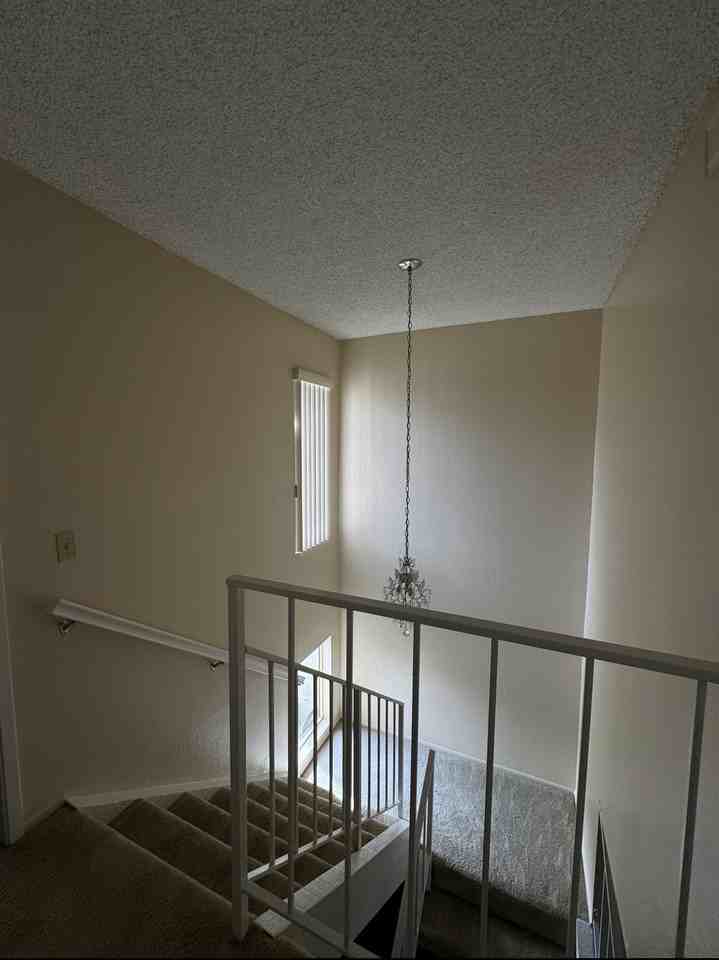 2174 Catalpa Ct #NA - Photo 3 of 16