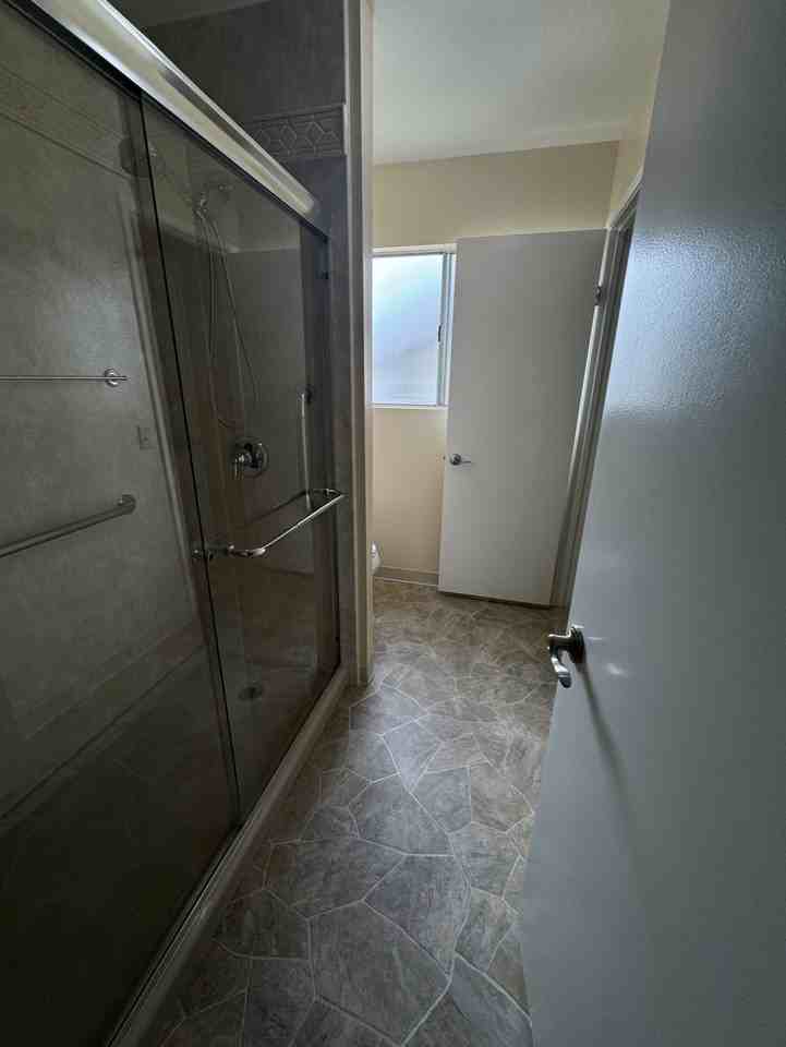 2174 Catalpa Ct #NA - Photo 7 of 16