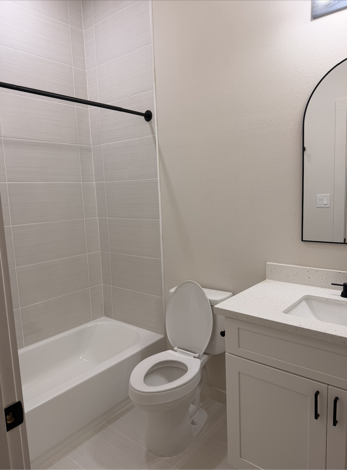 326 Clearwater St #A - Photo 4 of 8